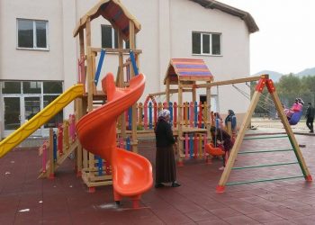 ahşap oyun grubu, ahşap kamelya, ahşap piknik masası (15)