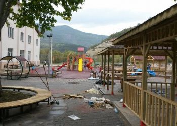 ahşap oyun grubu, ahşap kamelya, ahşap piknik masası (42)